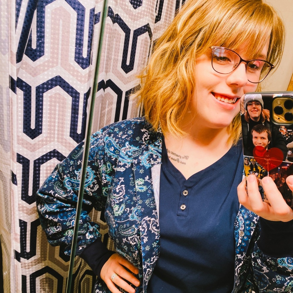 Meet your Posher, Hannah